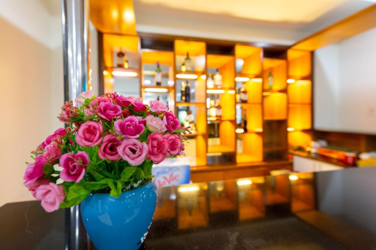 Sunny Hotel&Apartment Ho Chi Minh City Bagian luar foto